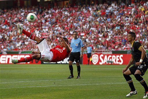 Tabárez elige 26 jugadores para enfrentar a Perú