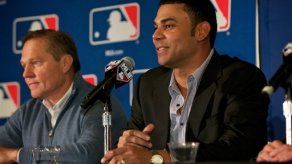 Yanquis y Nacionales van por Lee; Peña se va con Cachorros