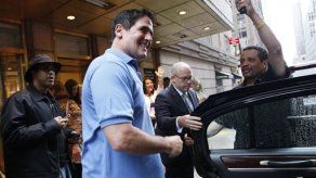 Cuban desestima demanda en su contra hecha por Perot