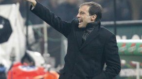 Allegri confí­a en renovar por 2 años su contrato con el Milan