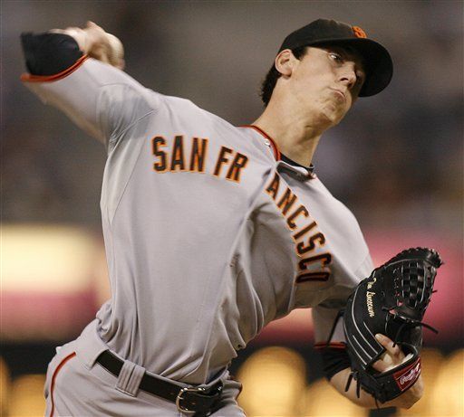 MLB: Gigantes 7, Padres 0