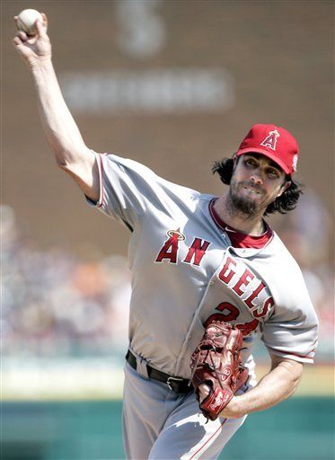 MLB: Angelinos 5, Tigres 1; Haren contiene a Detroit