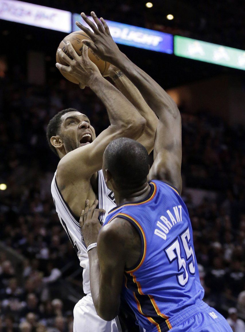 Duncan y Spurs abren serie apaleando