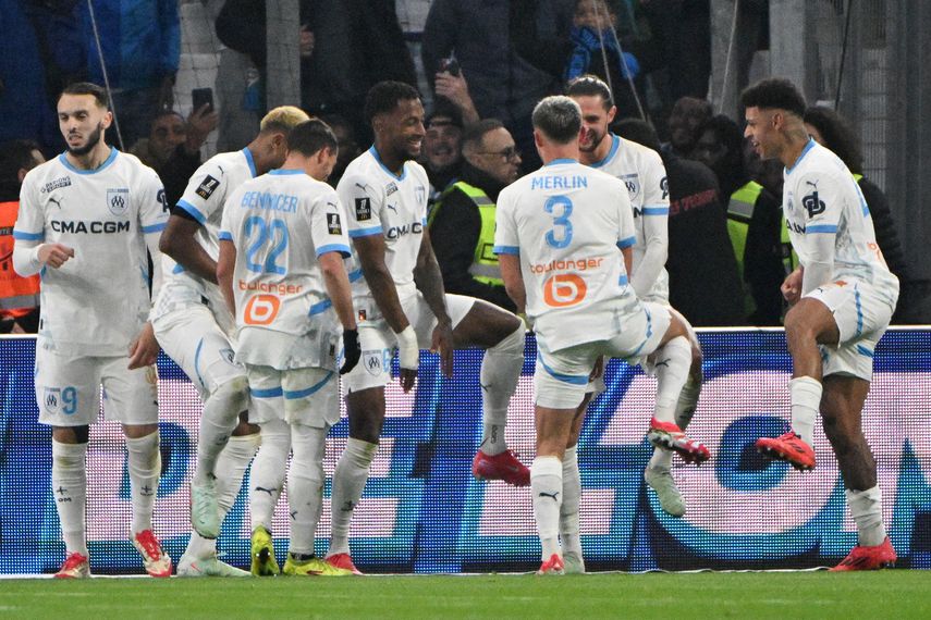 Michael Amir Murillo anota en goleada del Olympique de Marsella al Saint-Étienne