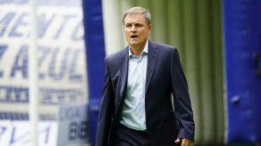 Diego Aguirre deja de ser DT del Cruz Azul.