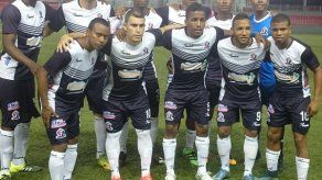 Municipal SM firme en la punta del Ascenso