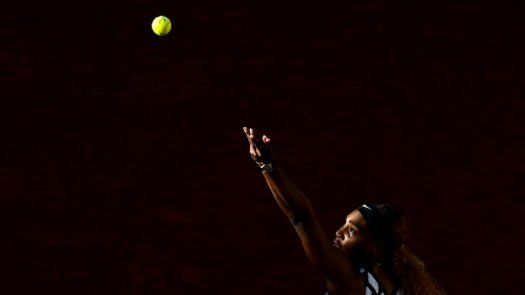 Serena cae en Roland Garros, su 24º Grand Slam tendrá que esperar