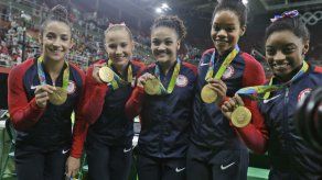 Las Cinco Fieras se devoran su primer oro