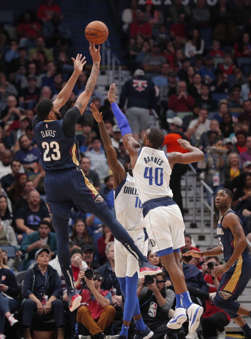 Con 48 puntos de Davis, Pelicans dan cuenta de Mavs