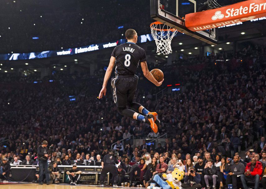 NBA: Lavine revalida su título en concurso de clavadas