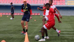 Selección entrena en el Maracaná en el Día de los Mártires