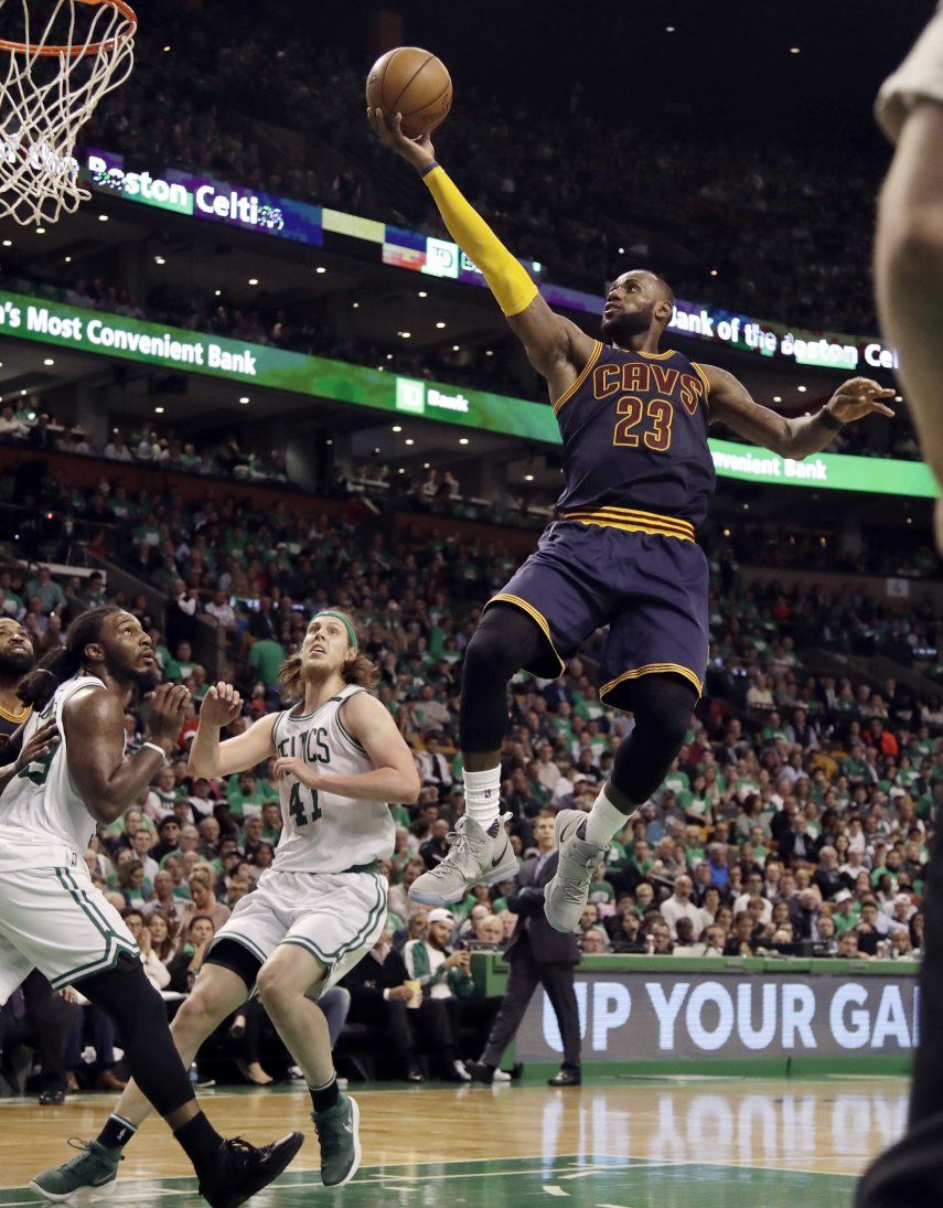 LeBron no se arredra ante los temibles Warriors