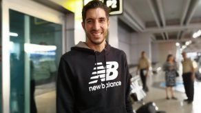 Penedo llega a Panamá para disfrutar fiestas en familia