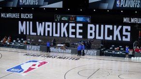 Bucks no jugarán partido de playoffs NBA en protesta por ataque policial