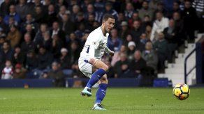 Un renovado Hazard lidera al Chelsea en visita al Liverpool