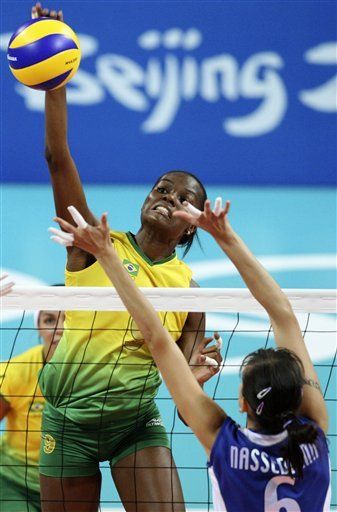 Brasil sigue sin perder un set en vóleibol femenino olí­mpico