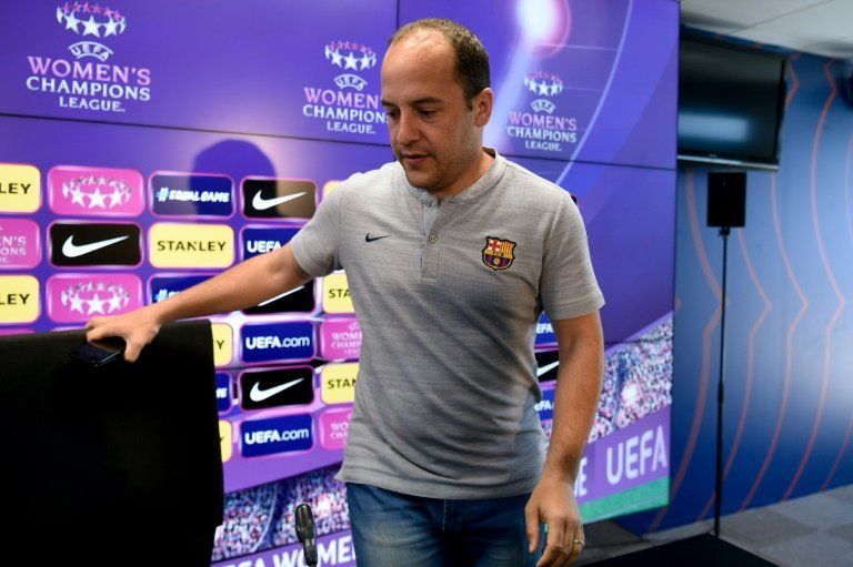 No ser favoritos, nos puede ayudar, dice el entrenador del Barcelona femenino