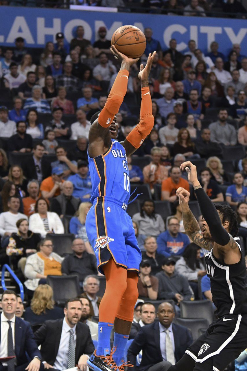 Westbrook logra triple doble; Thunder doblega a Nets