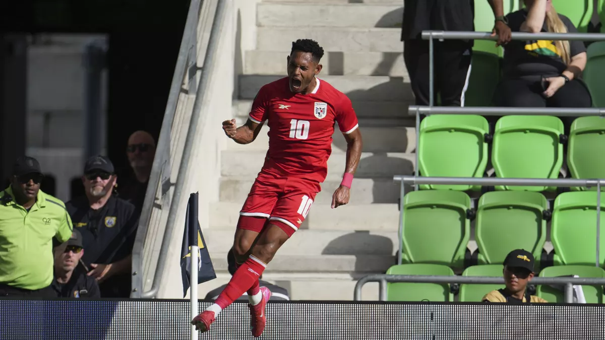 El Club León anunció el fichaje de Ismael Díaz El Club León anunció el fichaje de Ismael Díaz