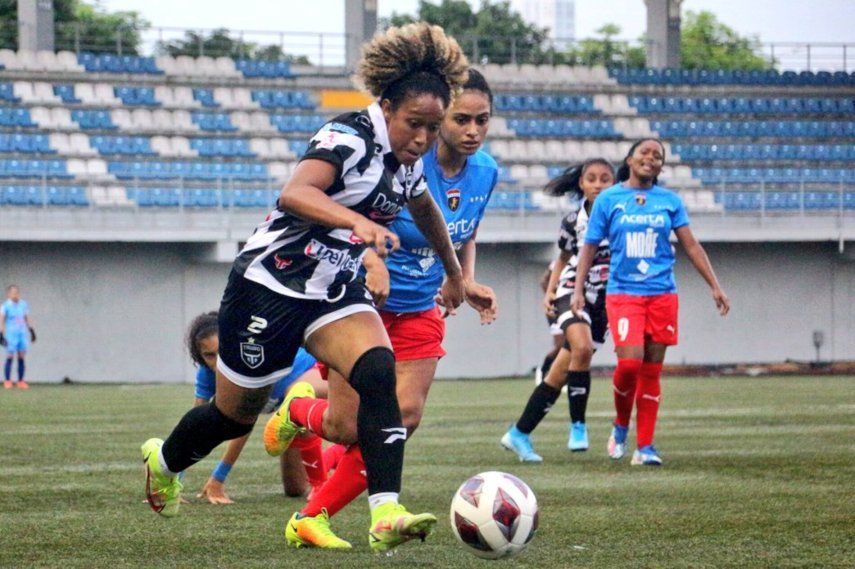 Karla Riley ficha por el Cruz Azul Femenil en México