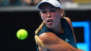La danesa Wozniacki se clasifica para la tercera ronda del Abierto de Australia