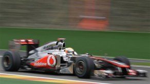 F1: Lewis Hamilton choca y queda fuera en Bélgica
