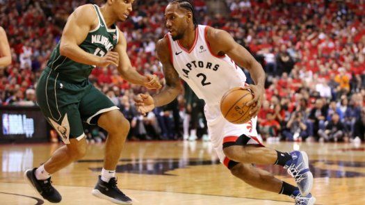 Raptors vencen a Bucks tras dos tiempos extras 118-112