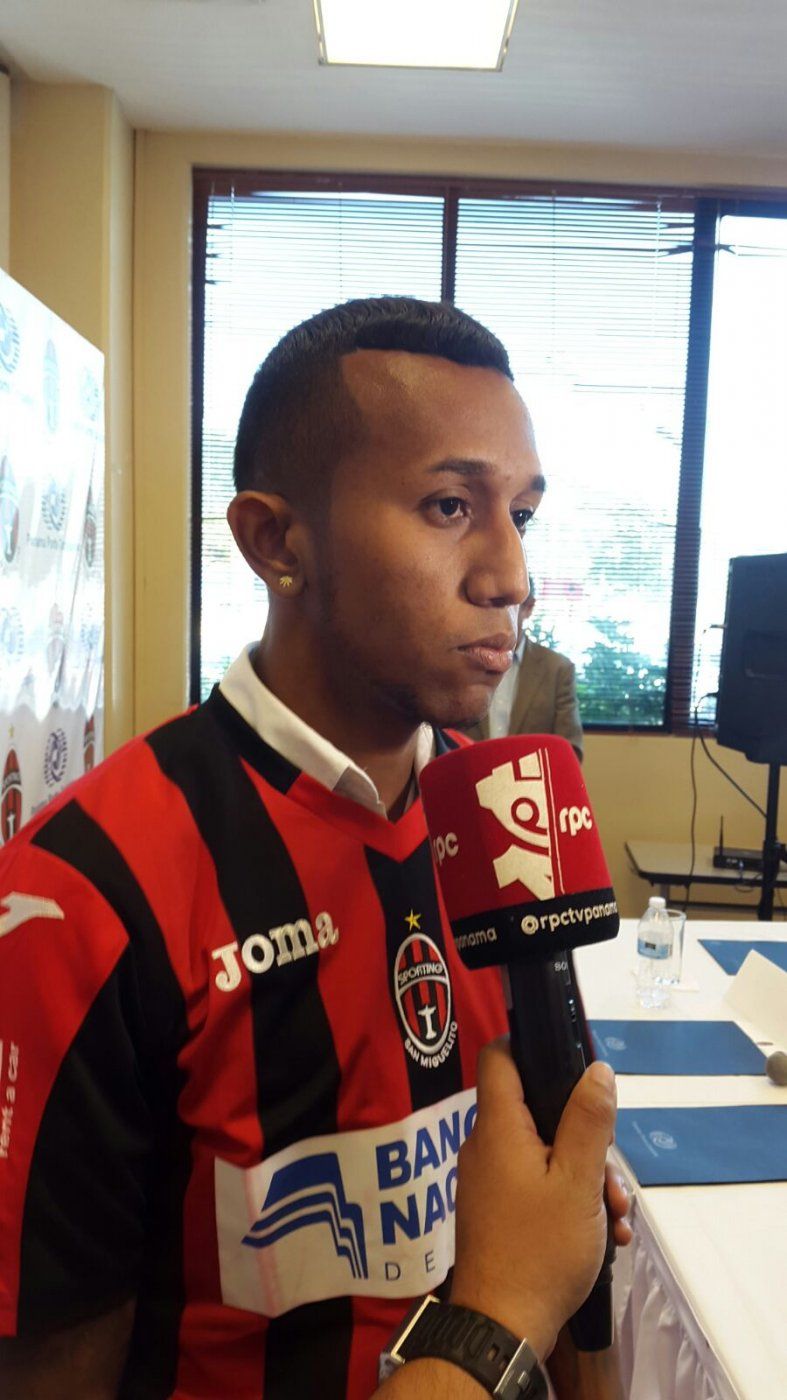 Marcos Sánchez usará la número 20 en el Sporting SM