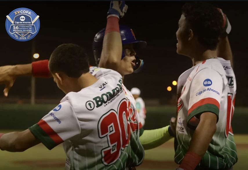 Béisbol Juvenil 2025: Chiriquí remontó duelo ante Coclé en el Kenny Serracín