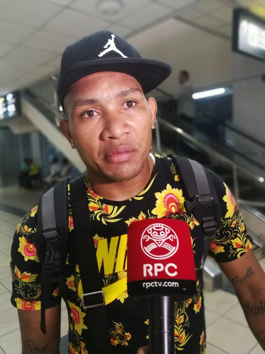 Ronaldo Dinolis regresa a Costa Rica para definir su futuro