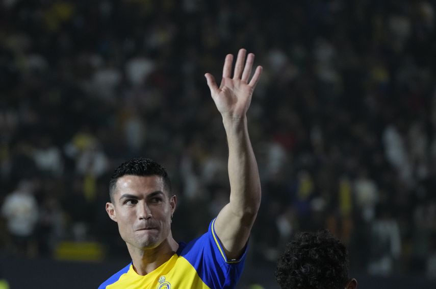 &nbsp;Cristiano Ronaldo fuera del equipo del año de FIFA23