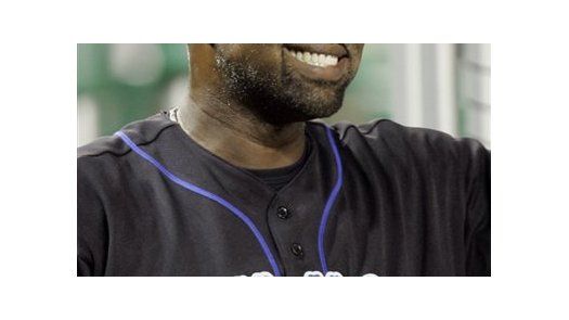 Reyes, Delgado y Beltrán llevan al triunfo a Mets