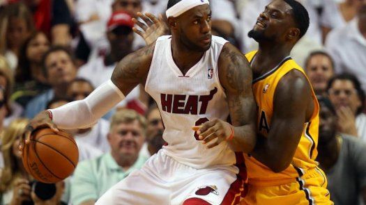 LeBron y Wade remolcan a Heat para tomar ventaja en los playoffs ante los Pacers