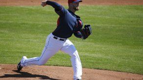 Kluber firma contrato de una temporada con Indios