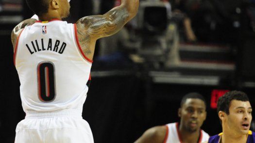 Lakers encajan 5ta derrota seguida, Blazers ganan 108-96