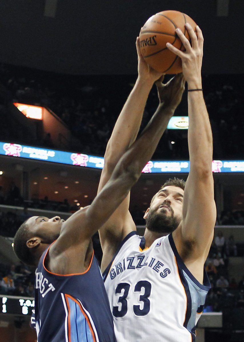 Grizzlies estallan en 2da mitad y vencen a Bobcats