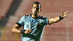 Árbitros en paro en Uruguay.