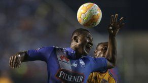 Gol de Bolaños da victoria 1-0 a Emelec ante Tigres