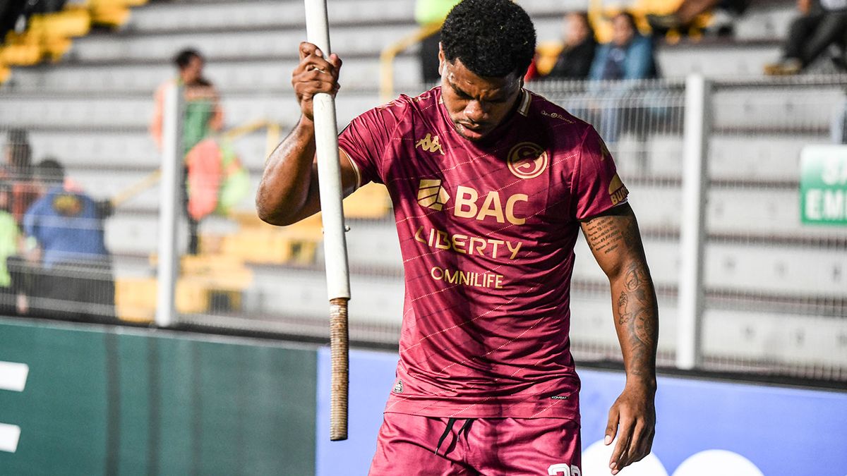 Newton Williams fue operado exitosamente, informó Saprissa Newton Williams fue operado exitosamente, informó Saprissa