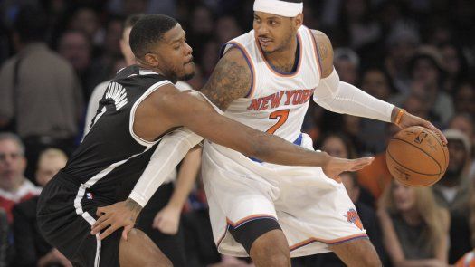 Anthony anota 28 puntos y Knicks aplastan a Nets