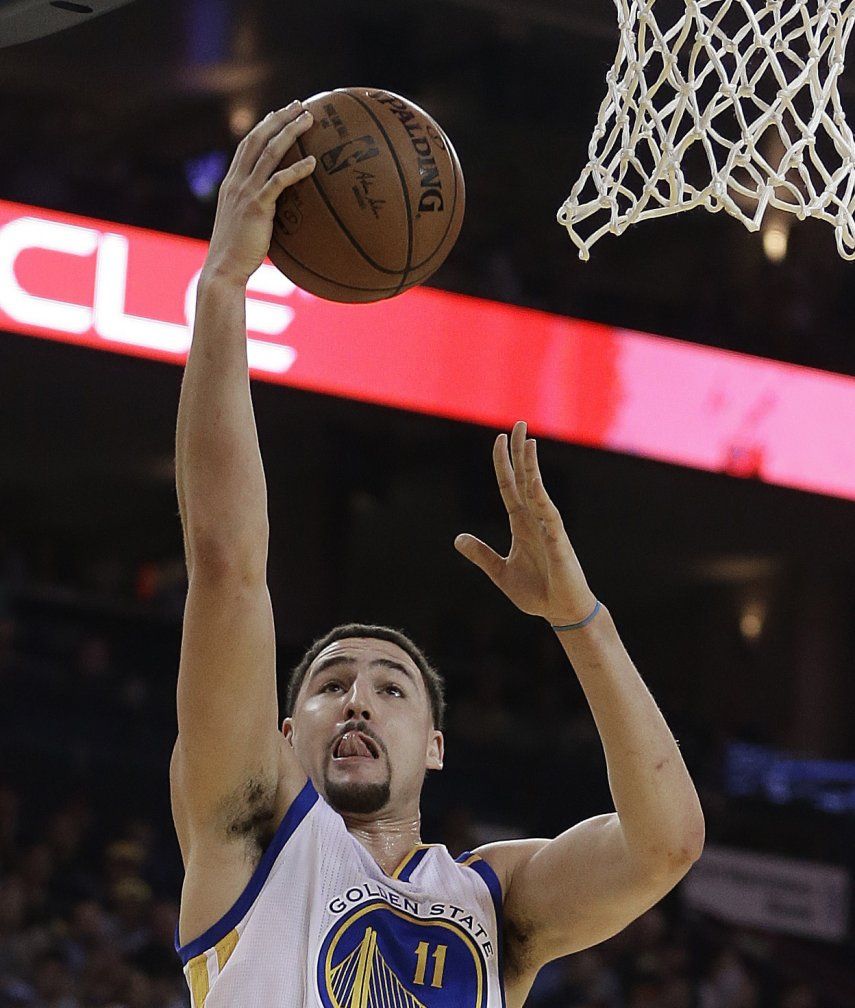 Thompson lidera a Warriors en triunfo por 109-86 sobre Kings