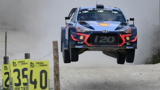 Neuville se consolida como líder del rally de Portugal
