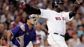 Medias Rojas vence a Rangers en partido de 36 carreras