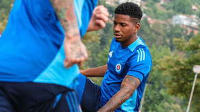 César Blackman dio asistencia para el Slovan Bratislava en eliminatorias a Champions League
