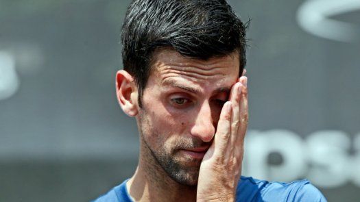 Djokovic no jugará ningún torneo sobre hierba antes de Wimbledon