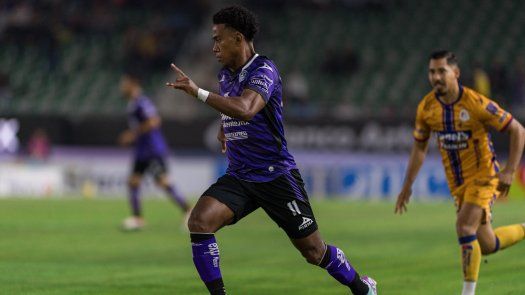 Édgar Yoel Bárcenas con asistencia en primer triunfo de Mazatlán