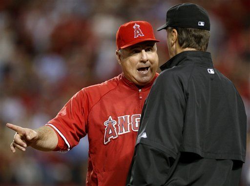 Nuevos errores de umpires en la serie Angelinos-Yanquis