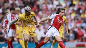 El Arsenal dejó puntos en el camino con empate frente al Brighton