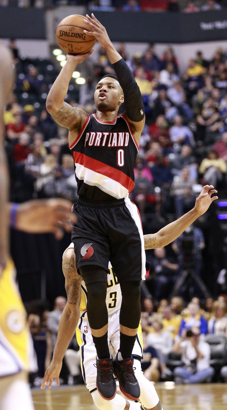 Con 33 de Lillard, Blazers vencen a Pacers
