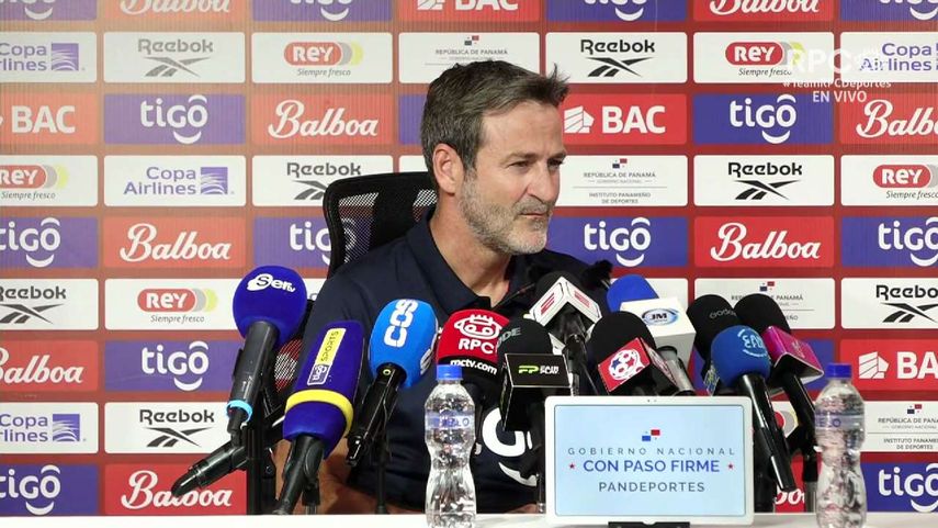 Thomas Christiansen habla del fichaje de Adalberto Carrasquilla a Pumas